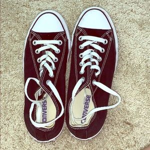 black converse!! :)